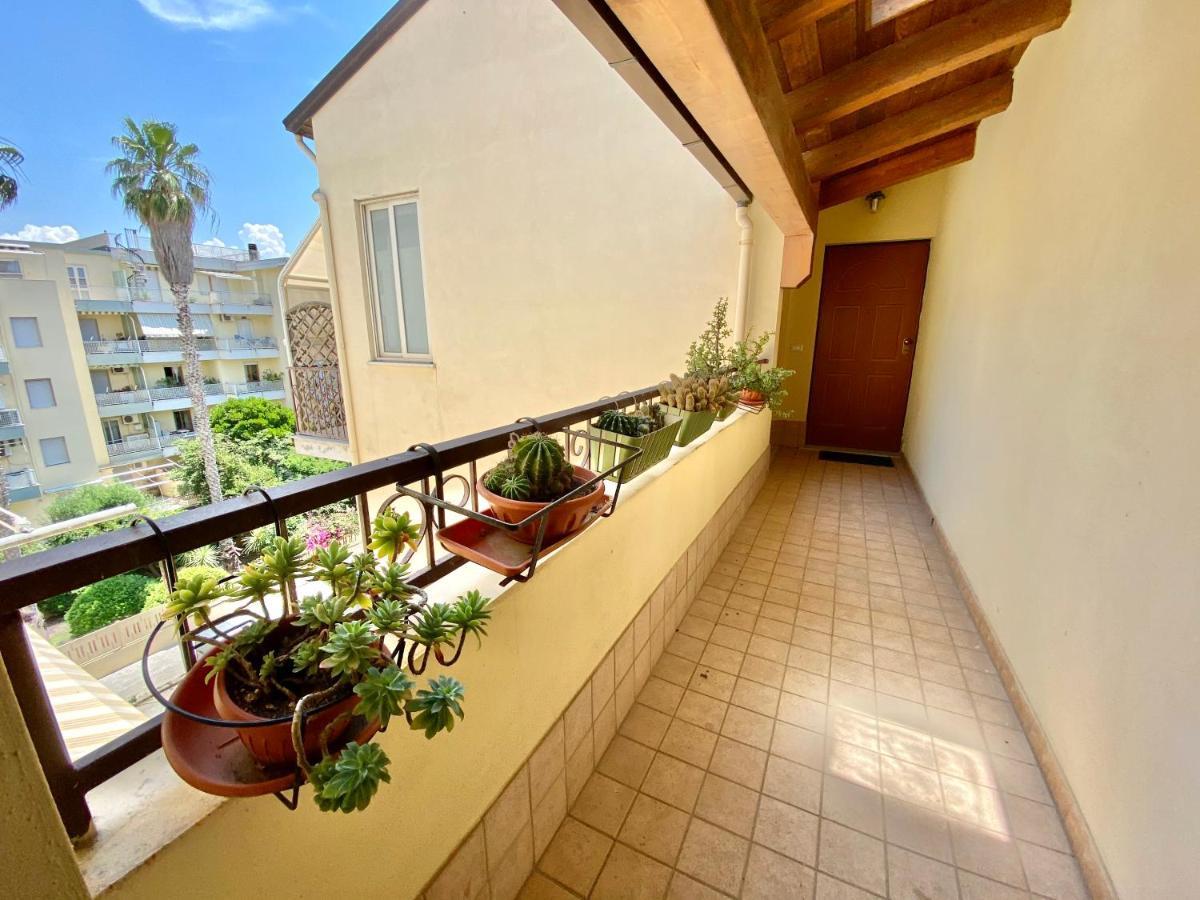 Ferienwohnung Residenza Le Quattro Palme Alghero Exterior foto